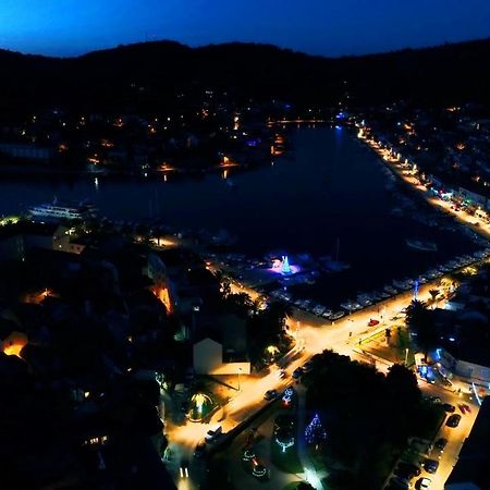 Apartment Lucija Vela Luka Eksteriør billede