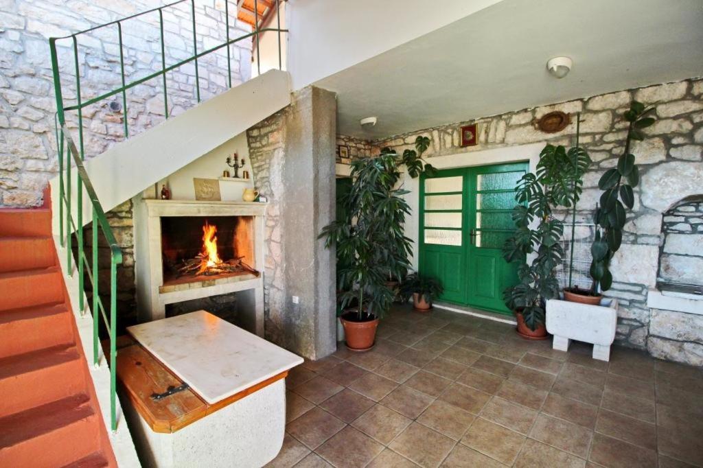 Apartment Lucija Vela Luka Eksteriør billede